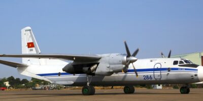 クリミアでロシアの軍機が墜落、29人死亡